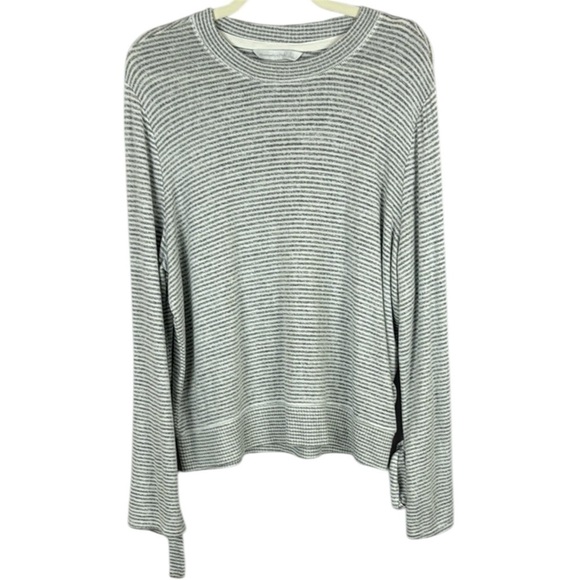 Abercrombie & Fitch Sweaters - Abercrombie & Fitch Gray Crew Neck Long Sleeve Sweater Ribbed Trim Size Large